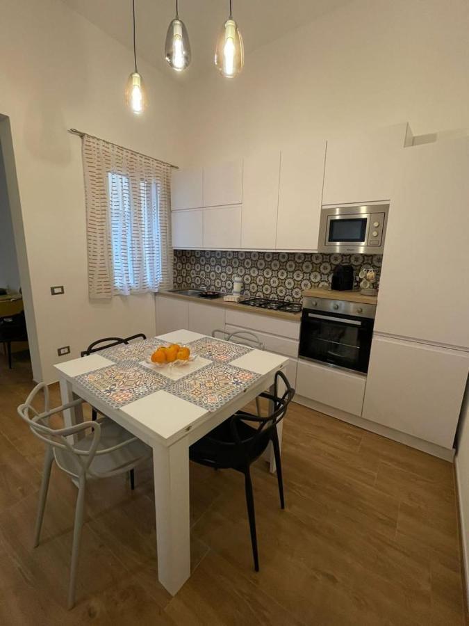 Casa Vacanze Al Trenta3 Марсала Екстер'єр фото